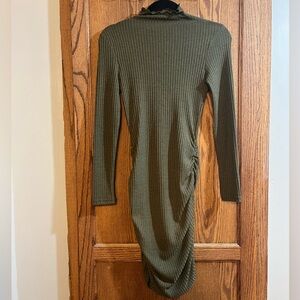 Olive Green Layer Dress /Fitted